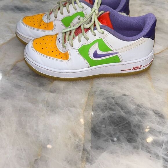 Nike Air Force 1 LV8 (GS) Shoes White Space Purple Size 1.5 Y - Picture 4 of 5